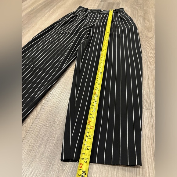 Aritzia Babaton High Rise Modesto Pants Black White Strips Women’s Size 00 - Picture 6 of 14